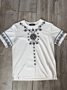 MaxMara Weekend Embroidered Short Sleeve Tee in White.